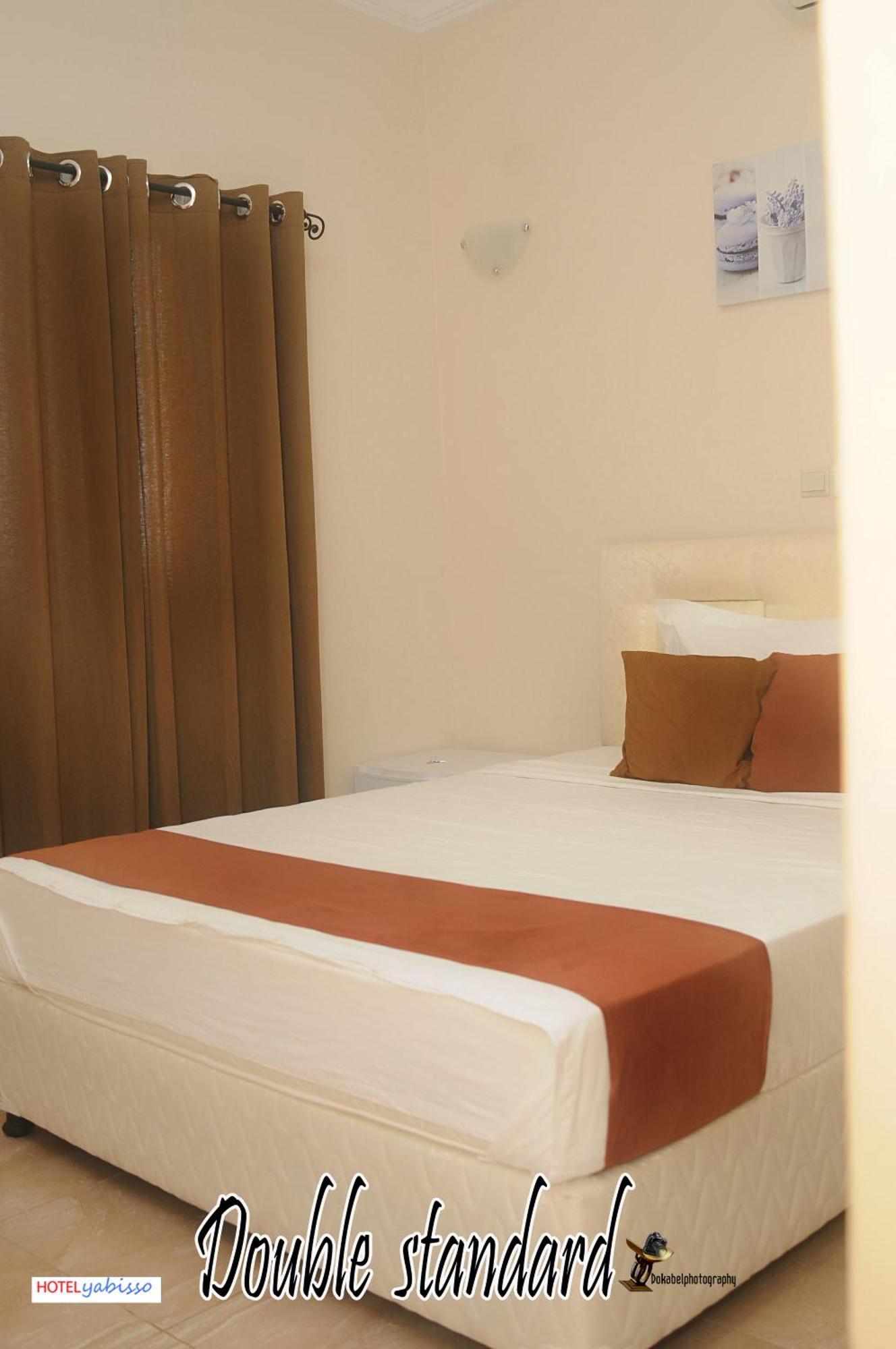 Hotel Yabisso Lome Exterior photo