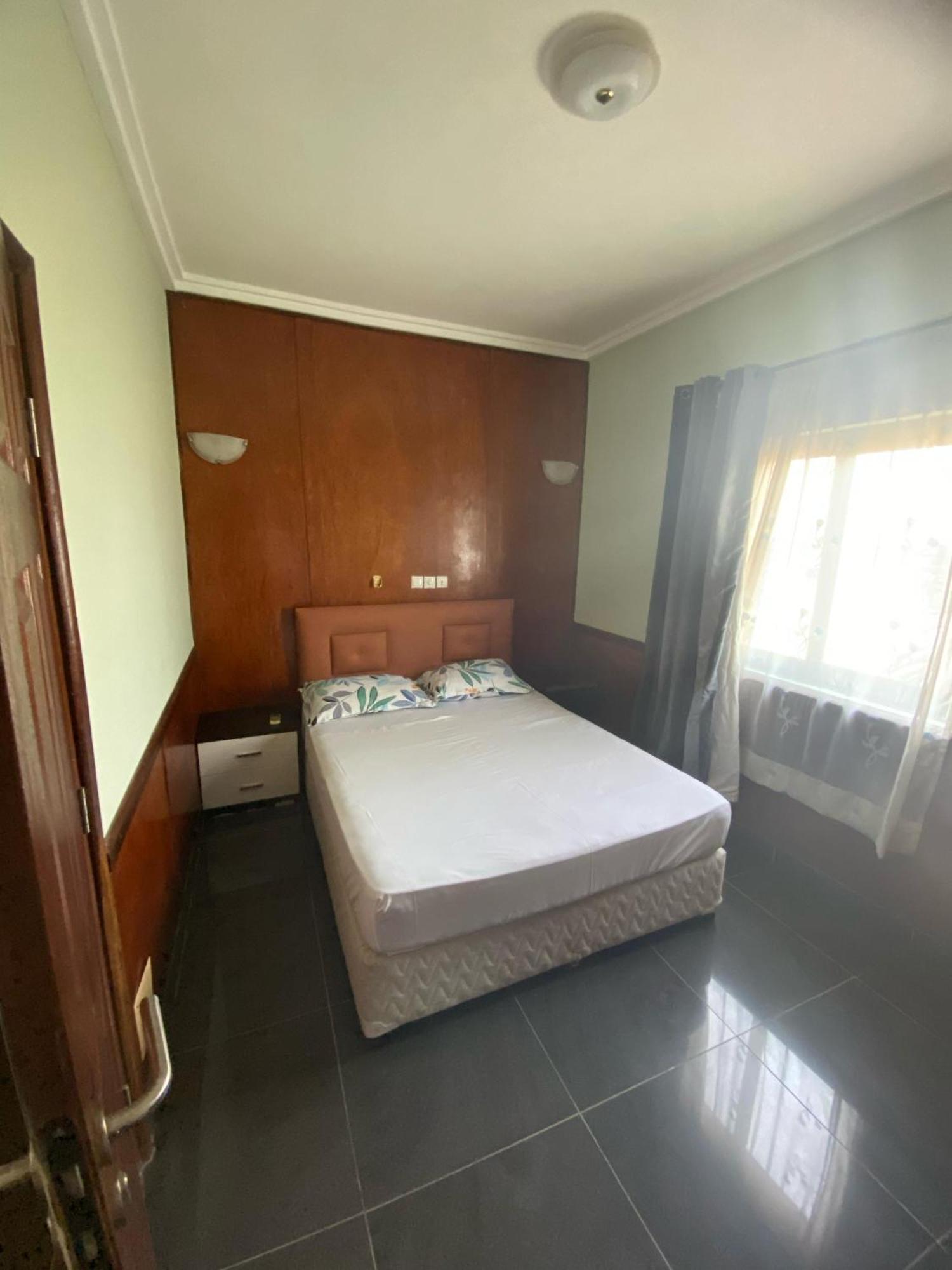 Hotel Yabisso Lome Exterior photo